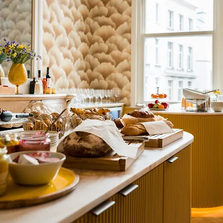 Luxury The Belgian Girl Bed & Breakfast Gent