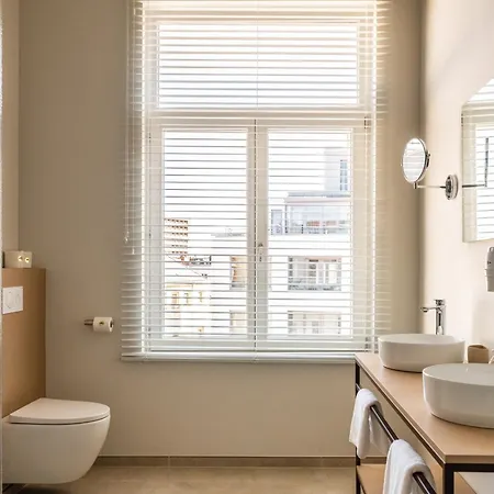 Luxury The Belgian Girl Bed & Breakfast Ghent