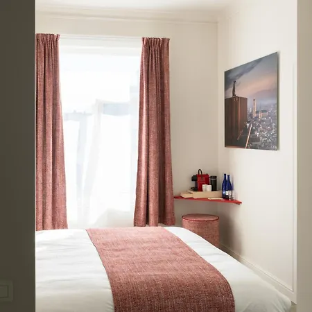 Luxury The Belgian Girl * 根特