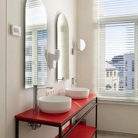 Luxury The Belgian Girl