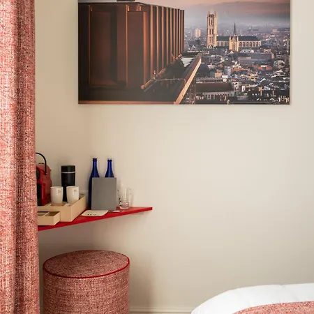Luxury The Belgian Girl Bed & Breakfast 3*