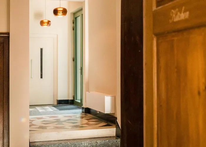 Luxury The Belgian Girl 4*