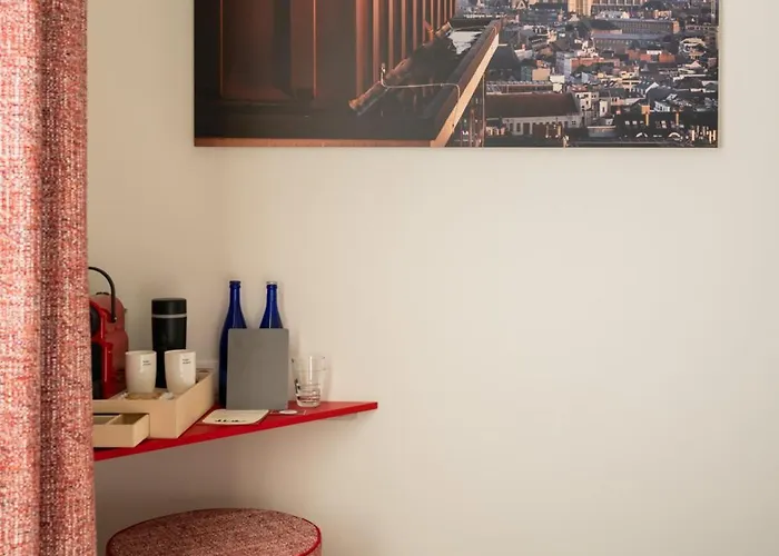 Luxury The Belgian Girl Bed & Breakfast 4*