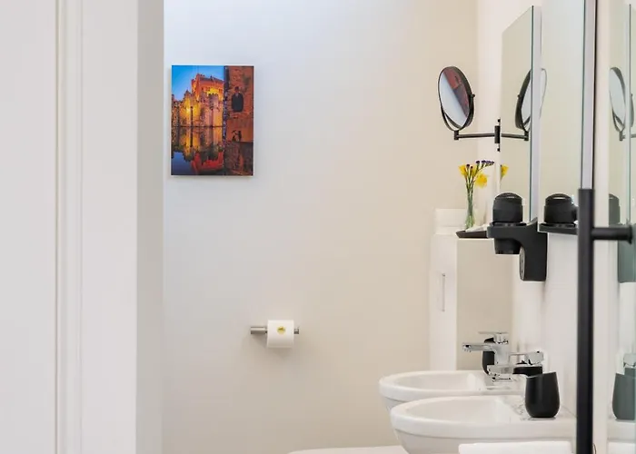 Luxury The Belgian Girl Bed & Breakfast 4*